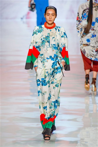 Etro wiosna-lato 2013