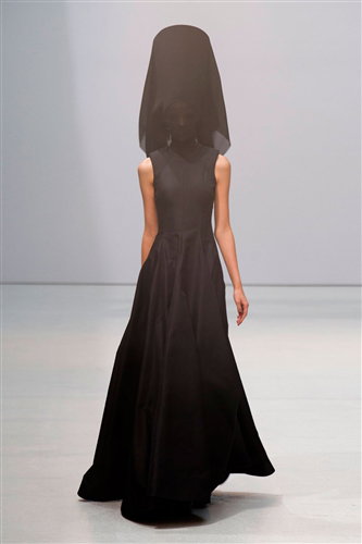 Gareth Pugh wiosna-lato 2013
