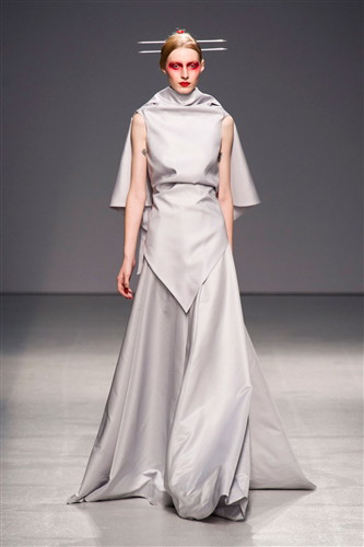 Gareth Pugh wiosna-lato 2013