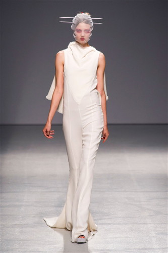 Gareth Pugh wiosna-lato 2013