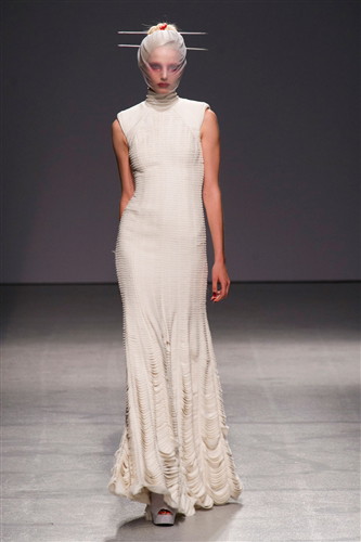 Gareth Pugh wiosna-lato 2013