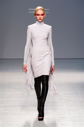 Gareth Pugh wiosna-lato 2013