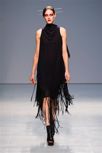 Gareth Pugh wiosna-lato 2013