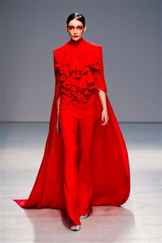 Gareth Pugh wiosna-lato 2013