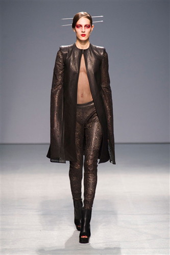 Gareth Pugh wiosna-lato 2013