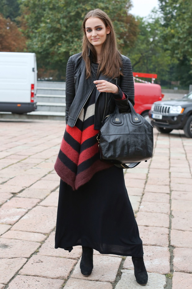 Street fashion: JAC, Kasia Struss i Zuza Bijoch w Mediolanie