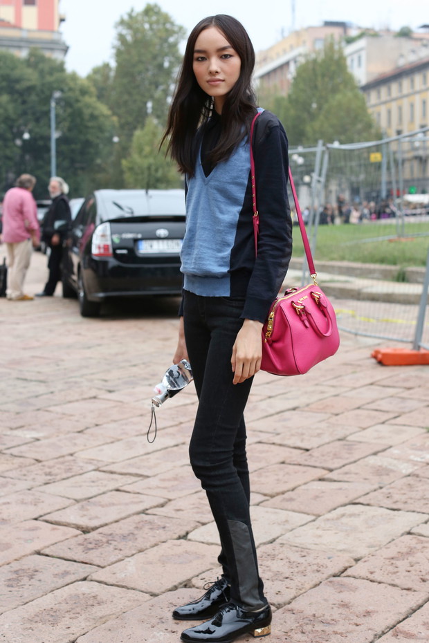 Street fashion: JAC, Kasia Struss i Zuza Bijoch w Mediolanie