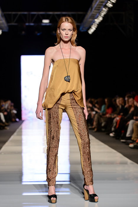 Fashion Week Poland: Agata Wojtkiewicz, wiosna-lato 2013