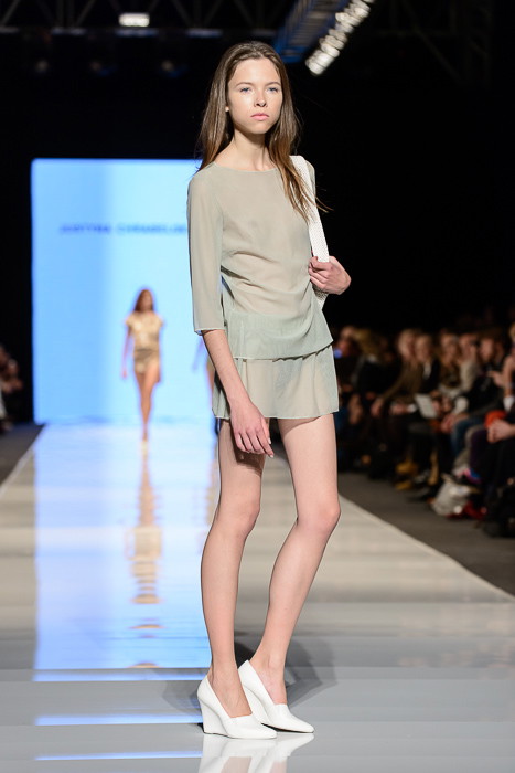 Fashion Week Poland: Justyna Chrabelska, wiosna-lato 2013
