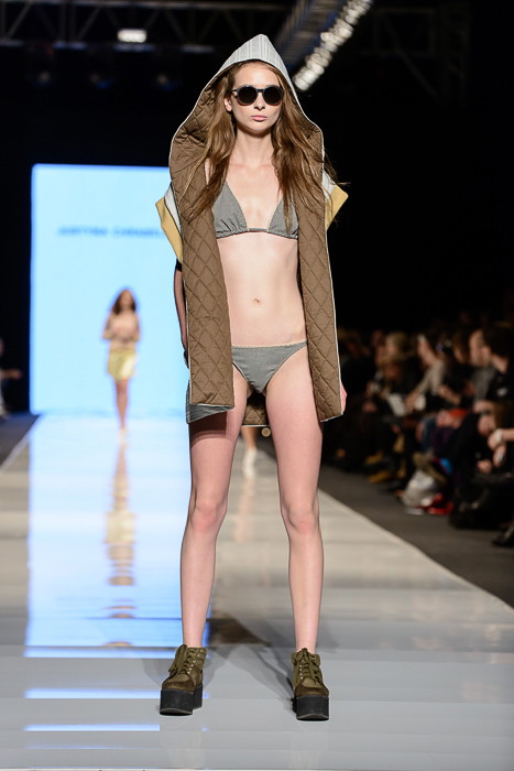 Fashion Week Poland: Justyna Chrabelska, wiosna-lato 2013