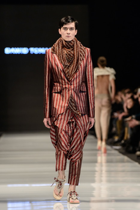 Fashion Week Poland: Dawid Tomaszewski wiosna-lato 2013