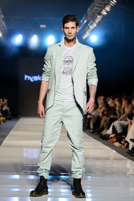 Fashion Week Poland: Hyakinth wiosna-lato 2013