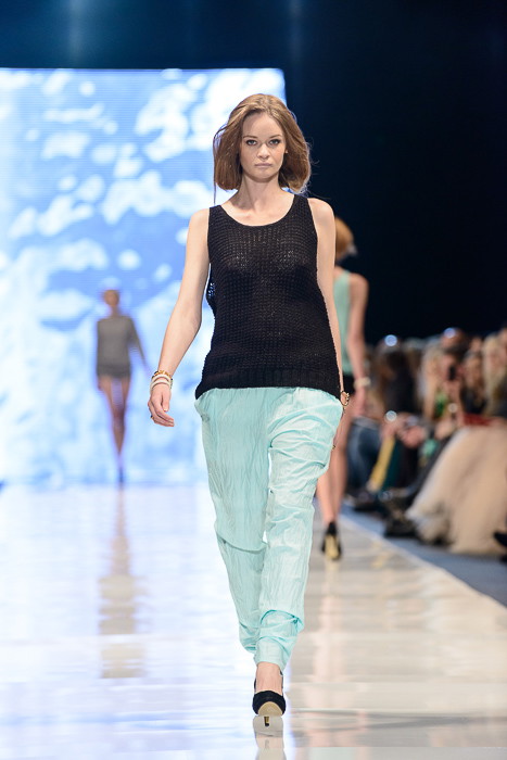 Fashion Week Poland: Roboty Ręczne wiosna-lato 2013