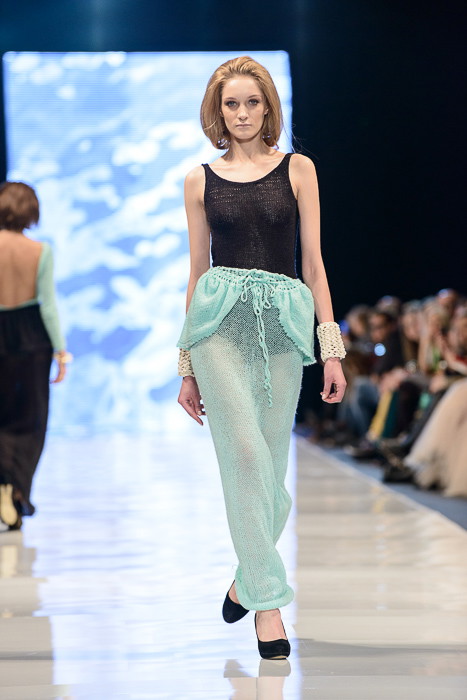 Fashion Week Poland: Roboty Ręczne wiosna-lato 2013