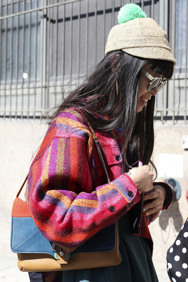Street fashion: kapelusze, czapki, berety