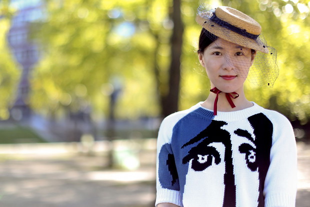 Street fashion: kapelusze, czapki, berety
