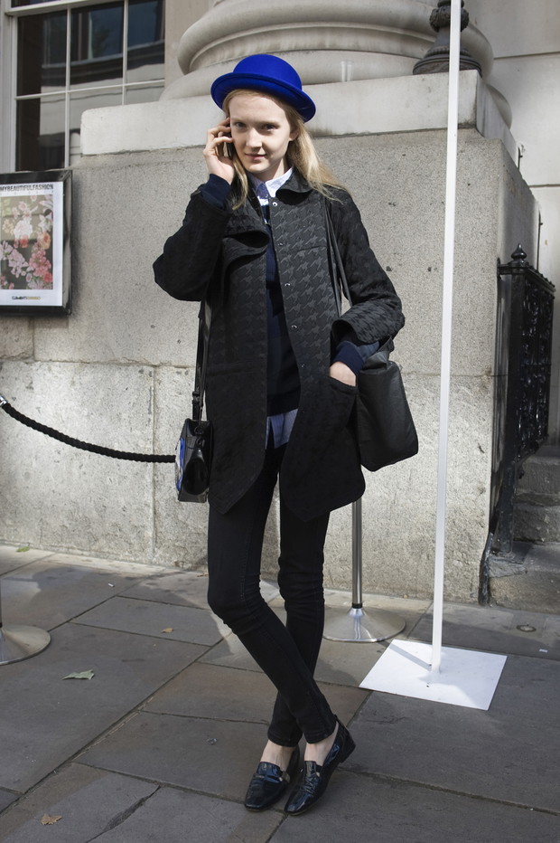 Street fashion: pomysł na płaszcz