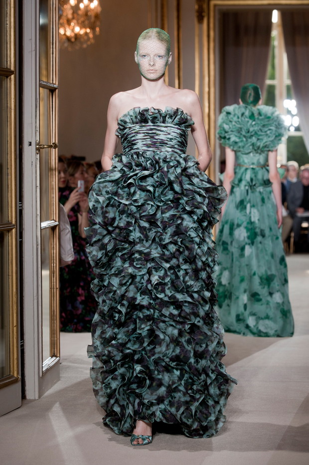 Najbardziej spektakularne kreacje z kolekcji haute couture