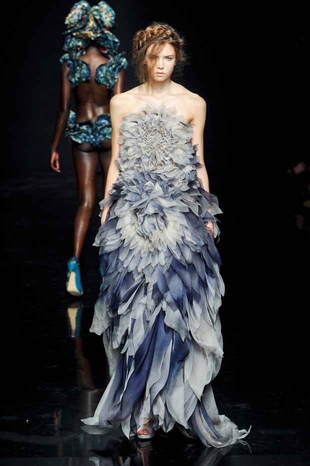 Najbardziej spektakularne kreacje z kolekcji haute couture