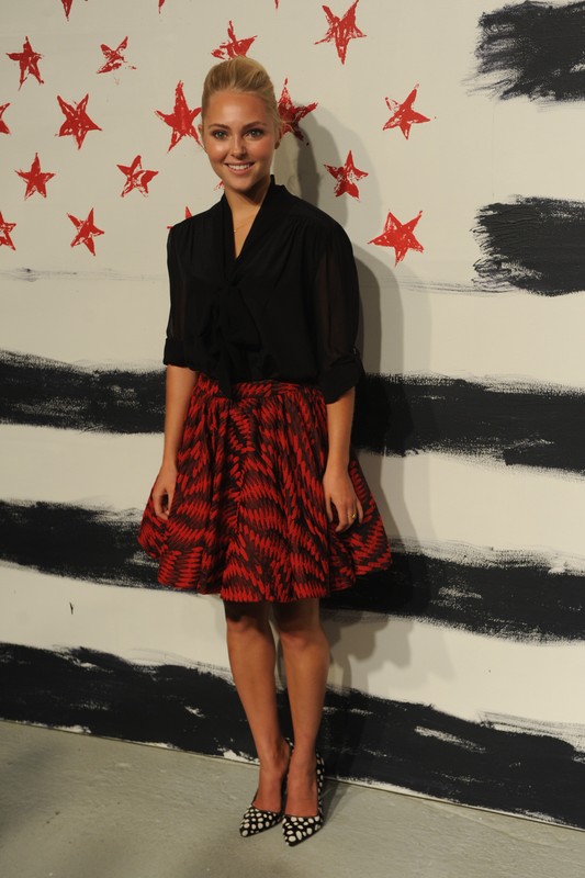 AnnaSophia Robb na prezentacji marki Olivia and Alice (fot. East News)