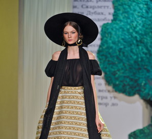 Ulyana Sergeennko haute couture wiosna-lato 2013