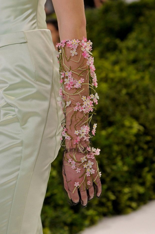 Dodatki z pokazów haute couture wiosna-lato 2013