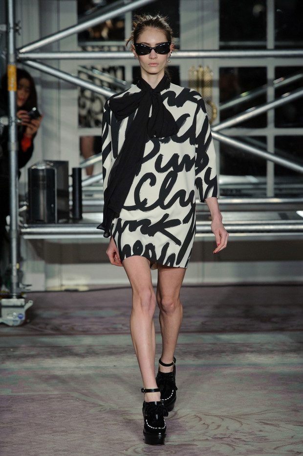 Moschino Cheap&Chic jesień-zima 2013/2014