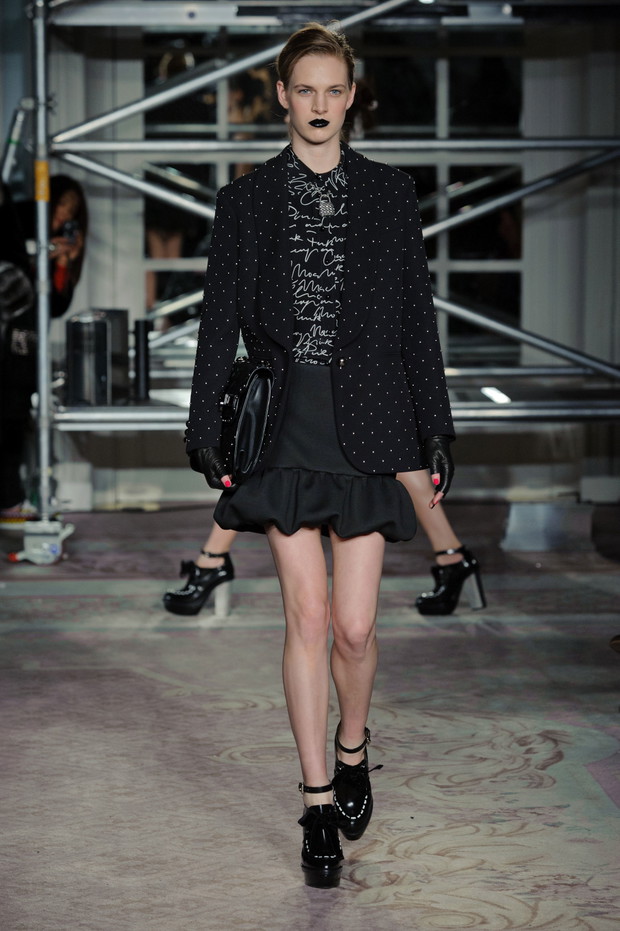 Moschino Cheap&Chic jesień-zima 2013/2014