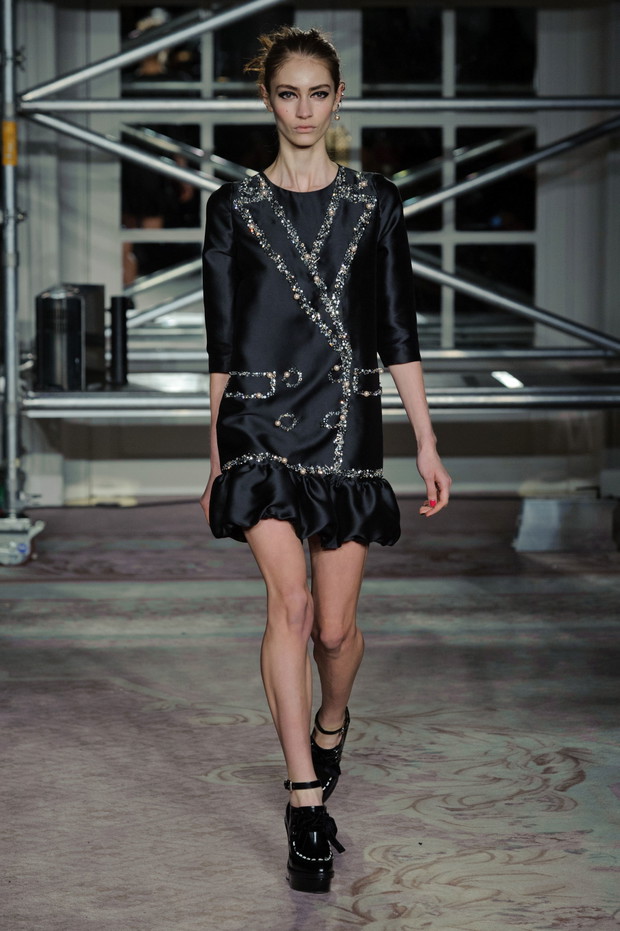 Moschino Cheap&Chic jesień-zima 2013/2014