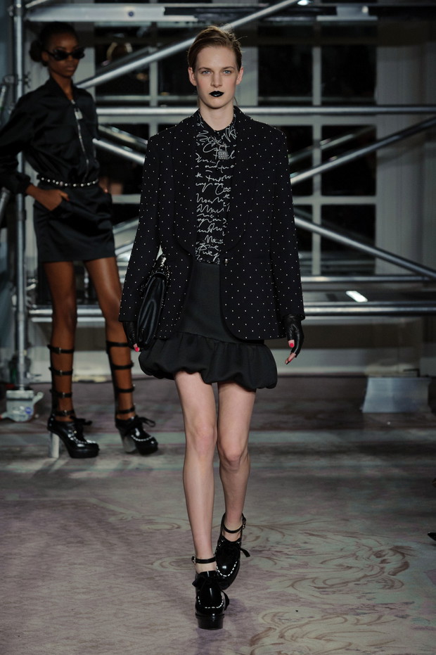 Moschino Cheap&Chic jesień-zima 2013/2014