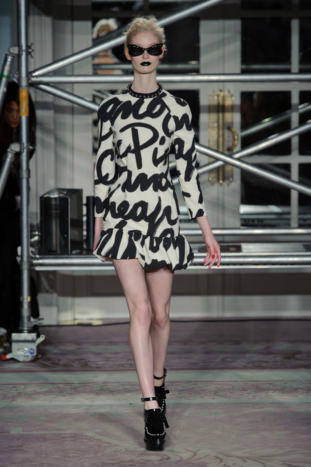 Moschino Cheap&Chic jesień-zima 2013/2014