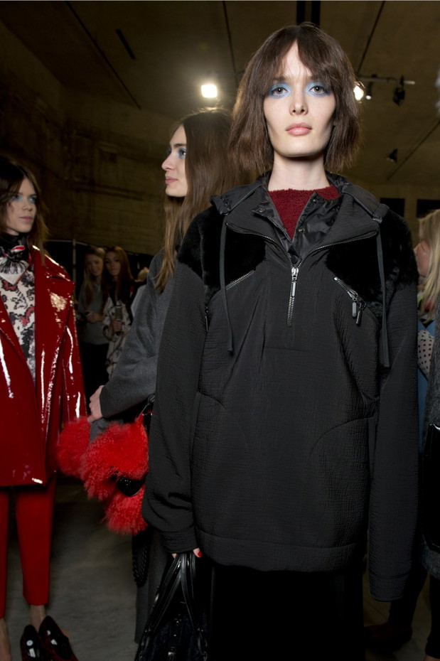 Backstage pokazu Topshop Unique jesień-zima 2013/2014
