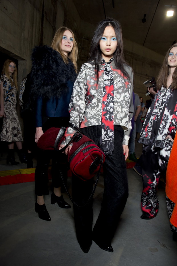 Backstage pokazu Topshop Unique jesień-zima 2013/2014