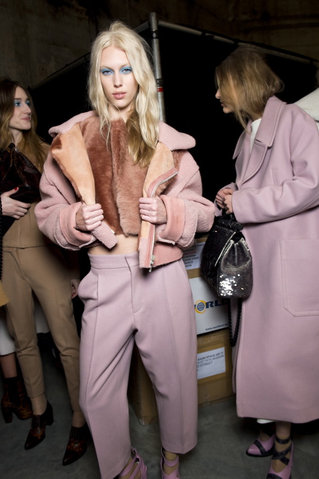 Backstage pokazu Topshop Unique jesień-zima 2013/2014