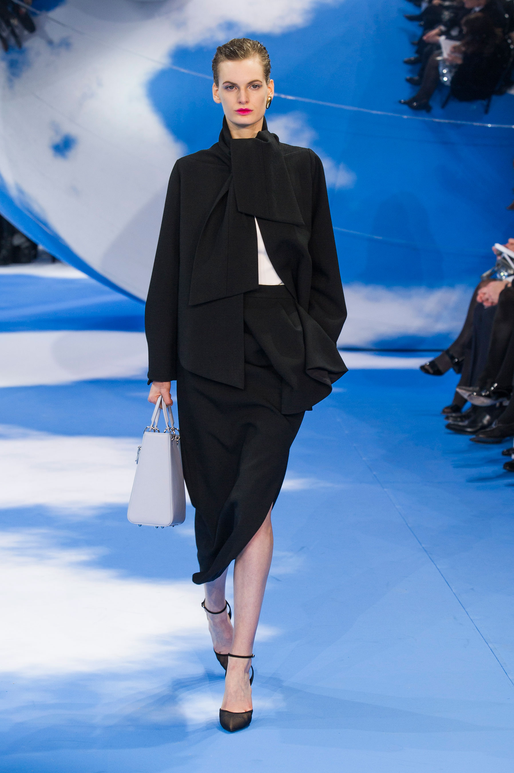 Christian Dior jesień-zima 2013/2014, fot. Imaxtree 