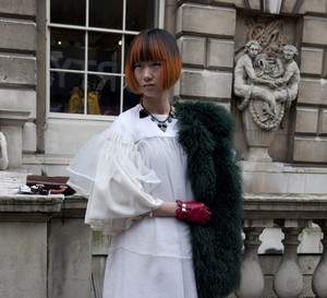 Street fashion: kontrowersyjne stylizacje z Tygodni Mody