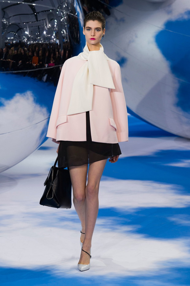 Christian Dior jesień-zima 2013/2014, fot. Imaxtree