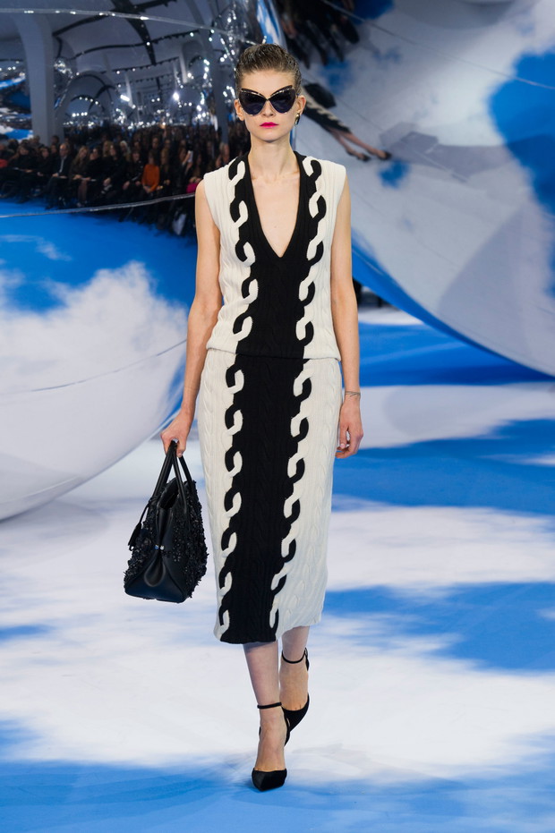 Christian Dior jesień-zima 2013/2014, fot. Imaxtree