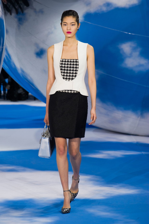 Christian Dior jesień-zima 2013/2014, fot. Imaxtree