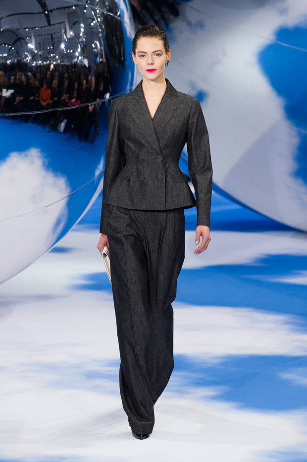 Christian Dior jesień-zima 2013/2014, fot. Imaxtree