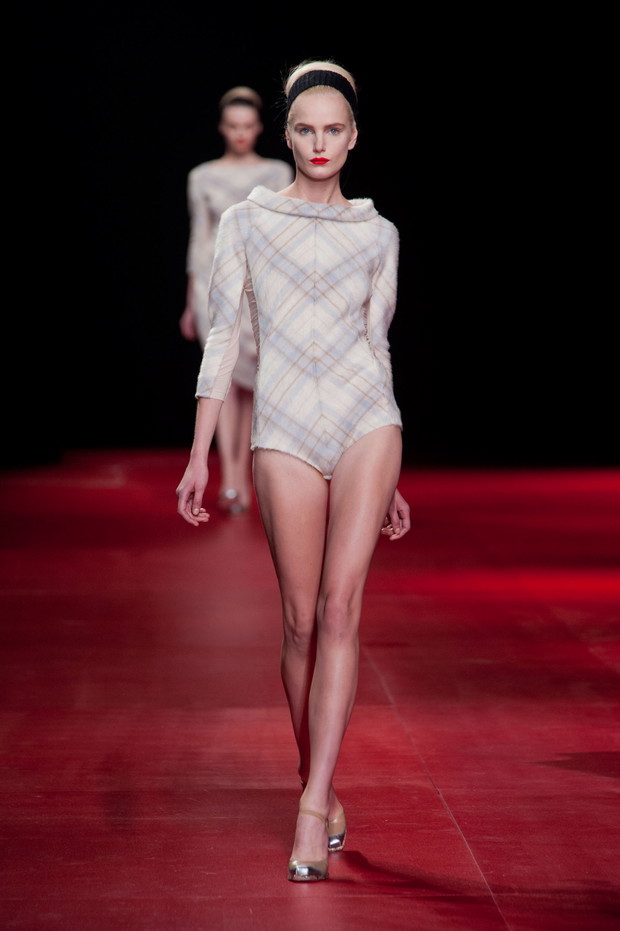 Nina Ricci jesień-zima 2013/2014
