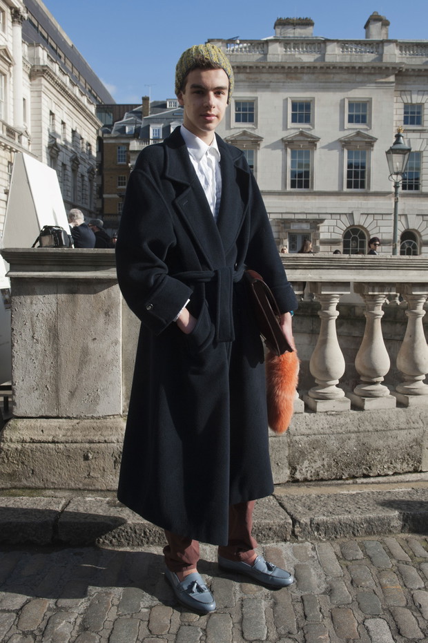 Street fashion: kontrowersyjne stylizacje z Tygodni Mody