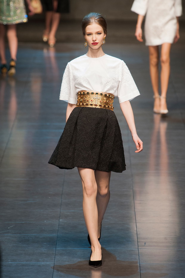 Trendy 2013: biała koszula