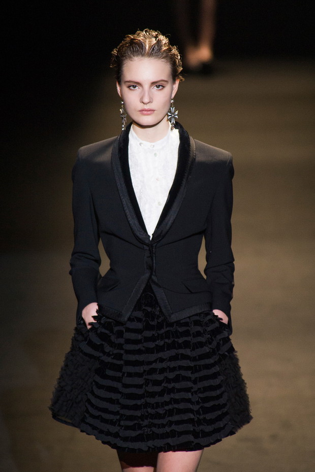 Trendy 2013: biała koszula
