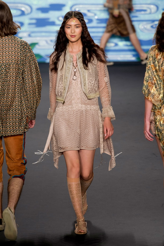 Anna Sui wiosna-lato 2014