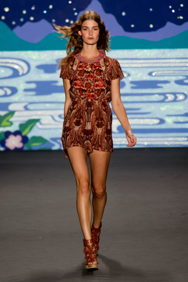 Anna Sui wiosna-lato 2014