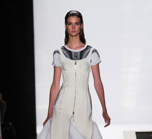 Hervé Léger by Max Azria wiosna-lato 2014