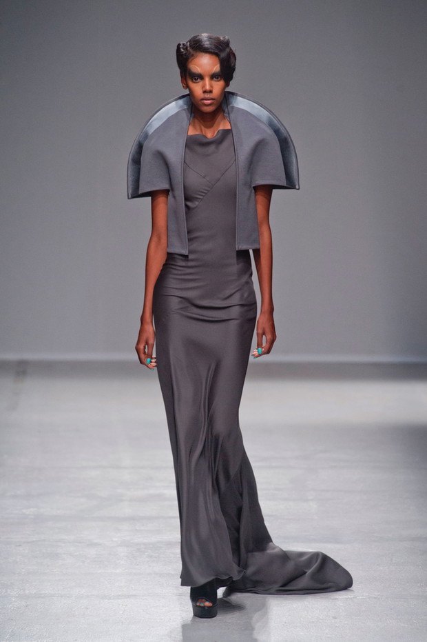 Gareth Pugh wiosna-lato 2014