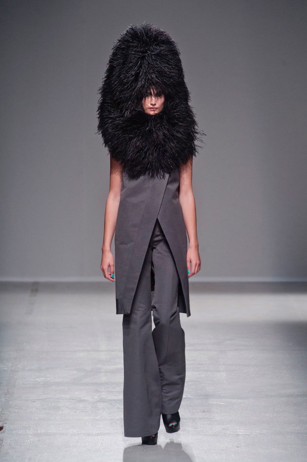 Gareth Pugh wiosna-lato 2014