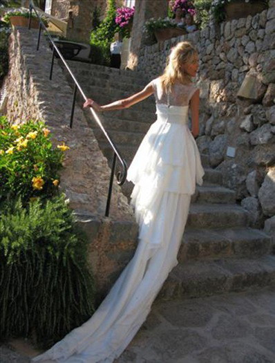 Suknia ślubna Anji Rubik na wystawie The Iconic Wedding Dress